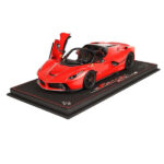 Ferrari LaFerrari APERTA Rosso Corsa 322 1/18