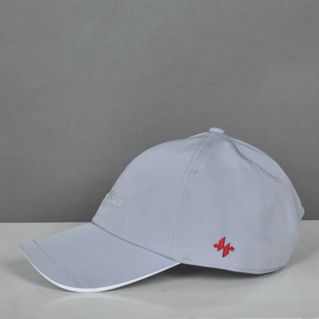 Trace Hat collection / moon