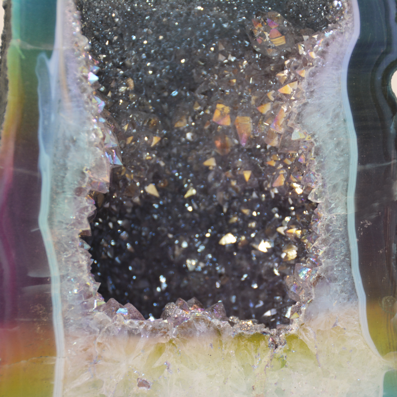 AMETHYST CATHEDRAL PEARL FINISH, 9.4KG