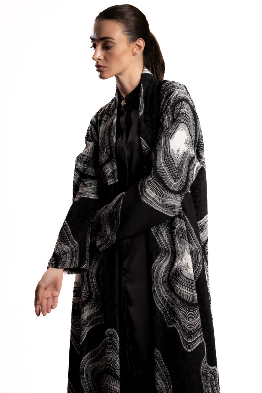 Monochrome  Abaya