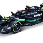 Bburago 1:43 Race F1 - Mercedes-Amg Petronas Team W14 E Performance (2023) (With Helmet)